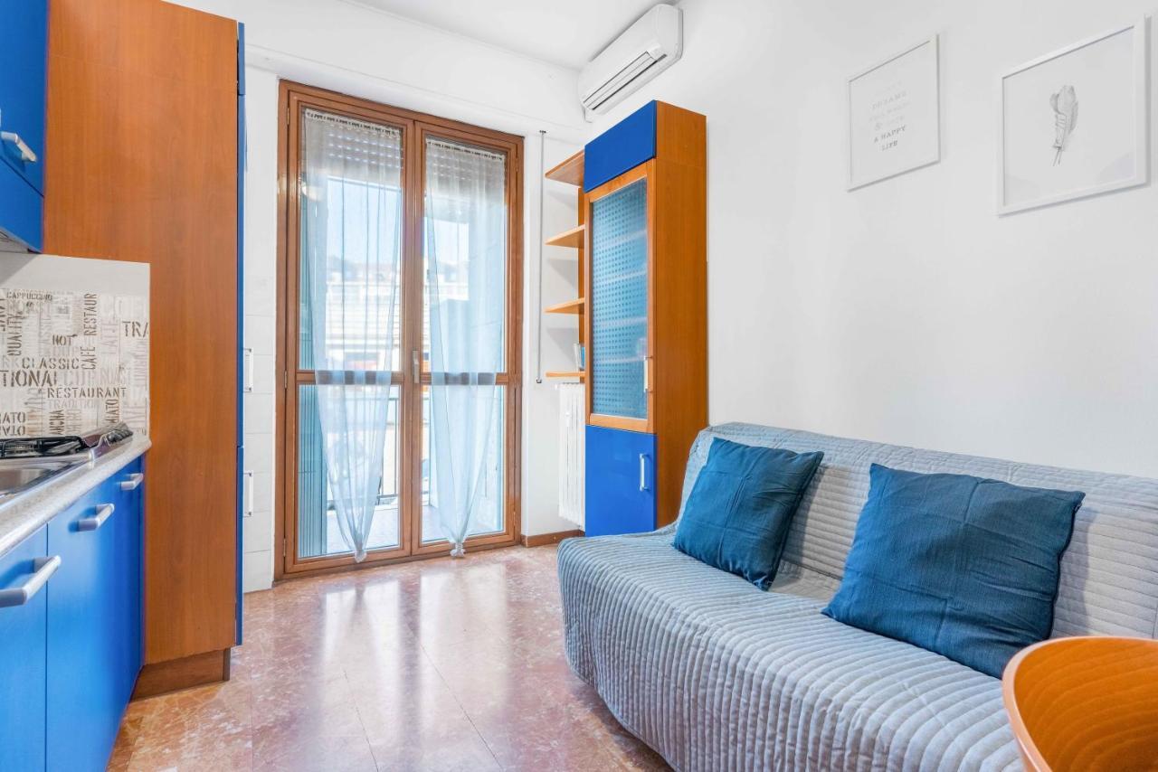 Zona Navigli - Smart House Con Tv 50 E Fast Wifi Milão Exterior foto